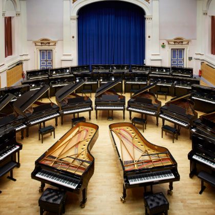 /steinway.com-americas/news/steinway-chronicle/spring-2018/university-of-leeds-becomes-first-all-steinway-school-in-the-russell-group