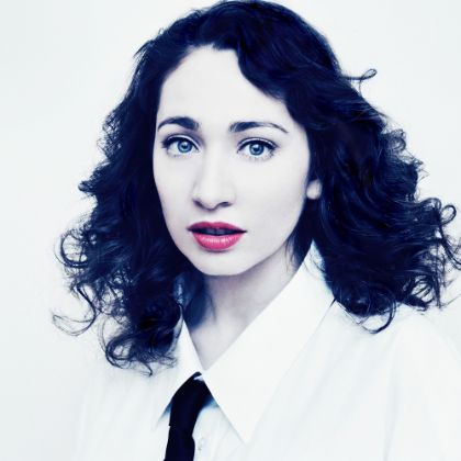 /steinway.com-americas/soundboard/soundboard-regina-spektor