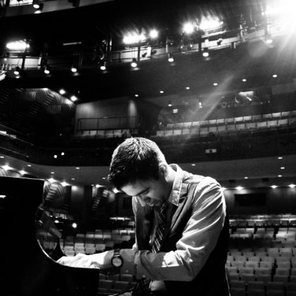 /steinway.com-americas/soundboard/soundboard-vijay-iyer