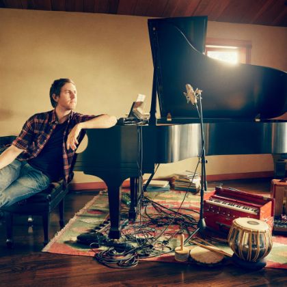 /steinway.com-americas/zh_CN/news/features/owners/jesse-carmichael