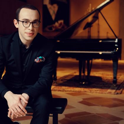 https://spirio-spotlight.steinway.com/spiriocast/2023/nicolas-namoradze-on-demand