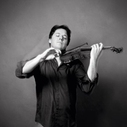 /listen-magazine/interviews/joshua-bell