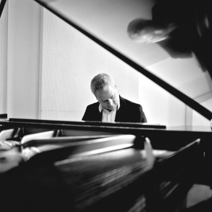 /steinway.com-americas/news/features/jeremy-denk