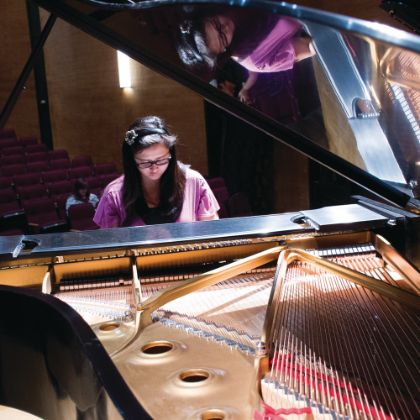 /steinway.com-americas/news/steinway-chronicle/spring-2017/a-soulful-experience-as-all-steinway-west-texas-adds-84-new-pianos