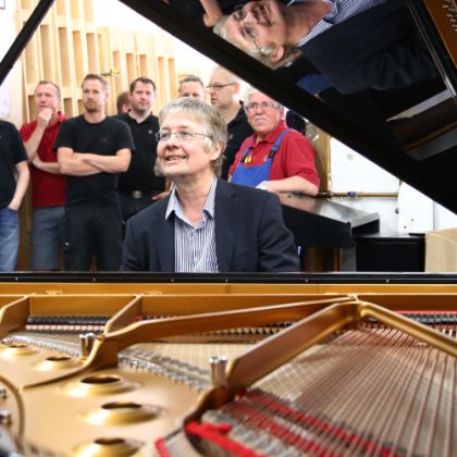 /steinway.com-americas/news/features/don-airey