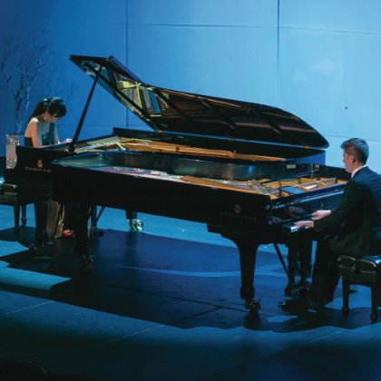 /steinway.com-americas/de/news/articles/persistent-cal-state-dominguez-hills-makes-all-steinway-school-history