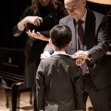 /steinway.com-americas/news/articles/5-ways-piano-competitions-benefit-students