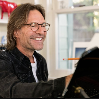 /steinway.com-americas/soundboard/soundboard-eric-whitacre